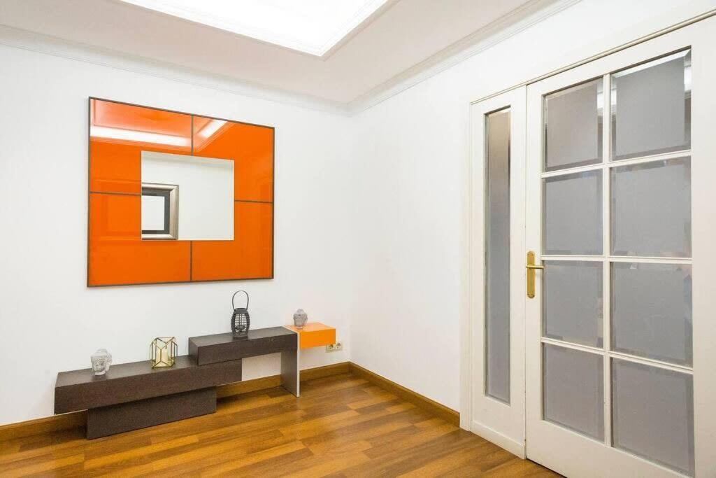 Central And Elegant 4 Bedroom By Placa Catalunya Barcelona Eksteriør billede